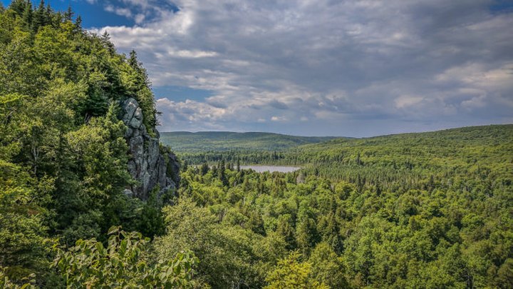 Hike The Short Oberg Mountain Loop For Breathtaking Views Of Minnesota From Above