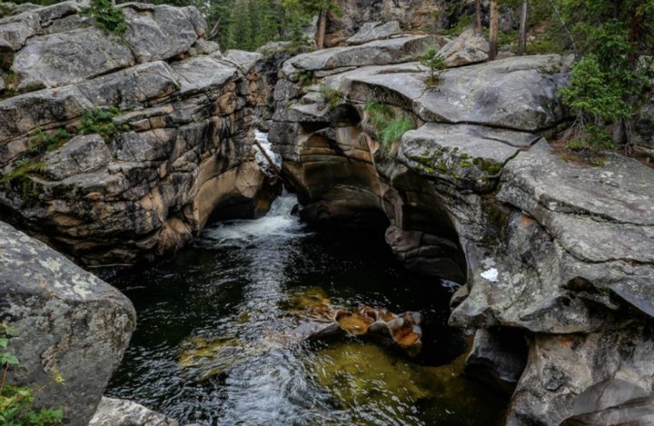 The Natural Swimming Hole At Devil's Punchbowl In Colorado Will Take You Back To The Good Ole Days