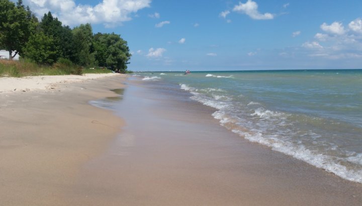 5 Great Lakes Beaches In Michigan That’ll Make You Feel Like You’re At The Ocean