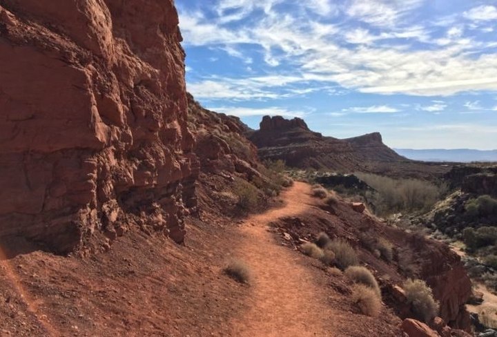 Explore Utah's Red-Rock Country On The Short, Easy Johnson Canyon Trail