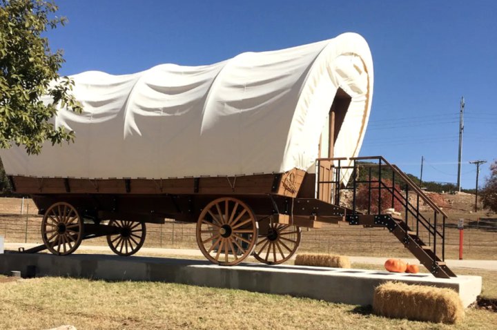 There's A Covered Wagon Campground In Texas And It's A Unique Overnight Adventure