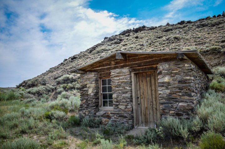 Take Wyoming's Gold Flakes To Yellowcake Byway And Uncover The State's Fascinating Mining History