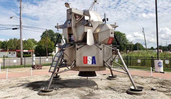 Most People Don't Know There's A Little Apollo 11 Lunar Module Near Cleveland