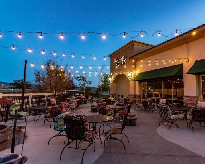 The Waterfront Patio At The Twisted Fork May Be The Best Outdoor Dining In Nevada