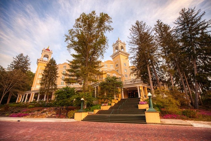 Stay Overnight In A 175-Year-Old Hotel That's Said To Be Haunted At French Lick Springs Hotel In Indiana