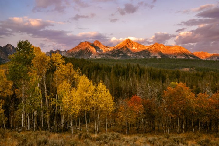10 Of The Most Beautiful Fall Destinations In Idaho