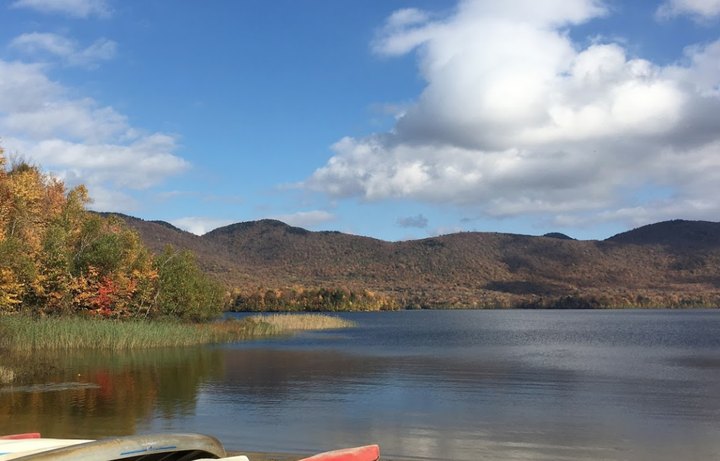 Visit These 7 Stunning Lakeside Campsites in Vermont For A Relaxing Getaway
