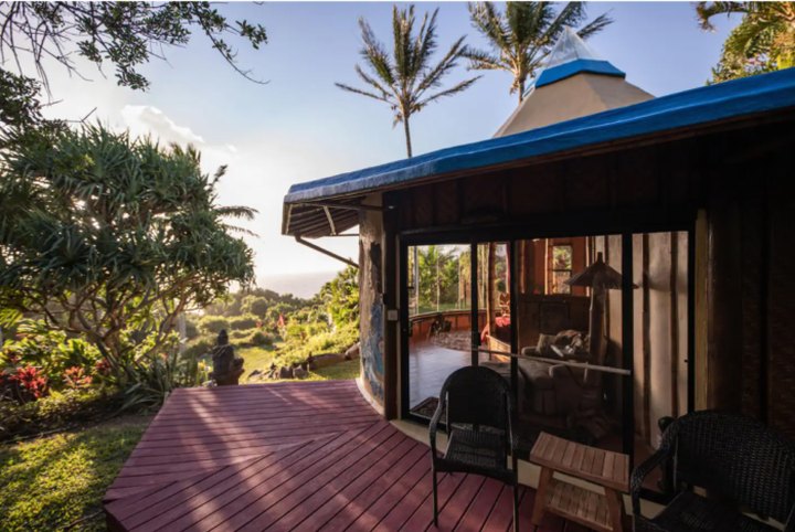 This Treehouse Airbnb Might Just Be The Dreamiest Place To Stay In Hawaii