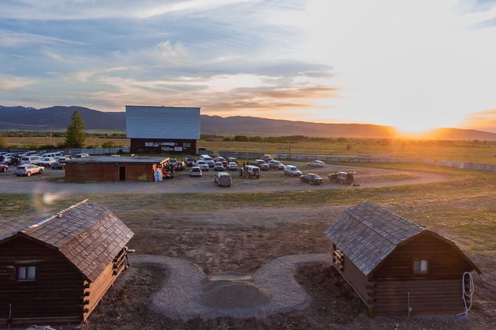 Enjoy A Drive-In Movie Followed By A Night In A Cozy Cabin At The Historic Spud Drive-In Theater In Idaho