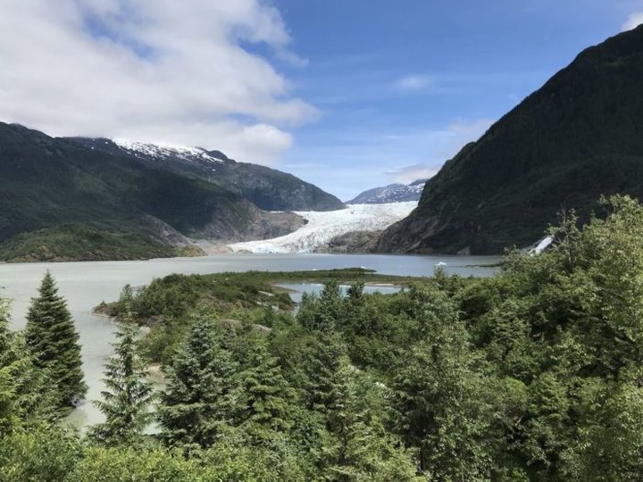 Take This Easy Hike In Alaska For Stunning Glacier Views