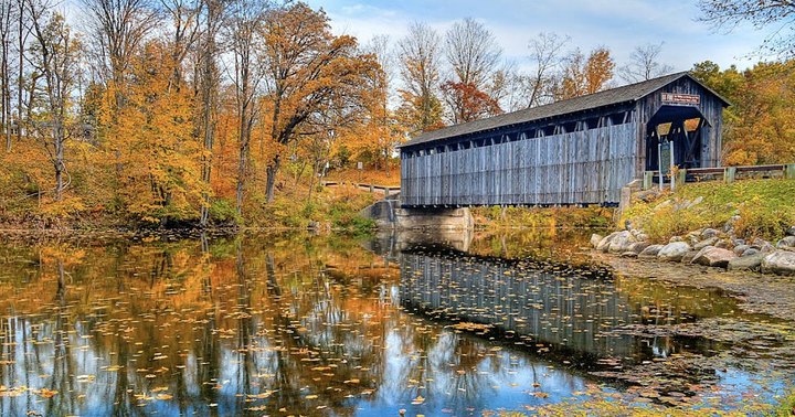 Here Are 9 Of The Most Beautiful Michigan Covered Bridges To Explore This Fall
