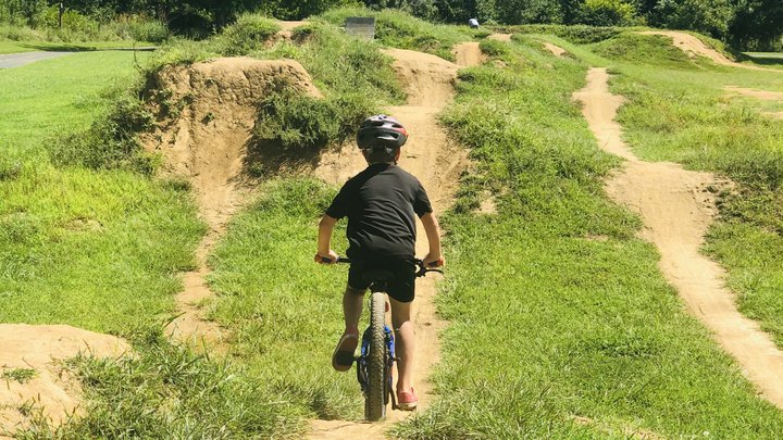 Try Out Every Type Of Bike Trail At England Idlewild Park In Kentucky