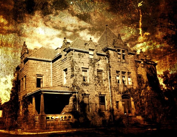Take A Spooky Ghost Tour At Montana's Majestic Moss Mansion