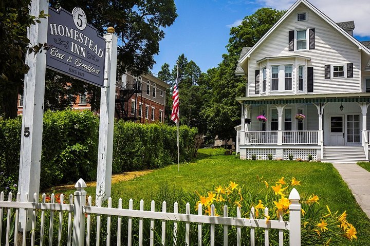 Built In 1853, The Homestead Inn Is A Gorgeous Bed And Breakfast In Connecticut