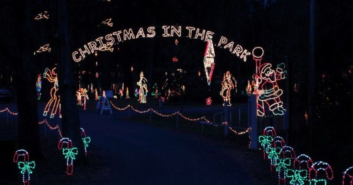 Drive Through Millions Of Lights At Christmas In The Park In Mississippi At Their Holiday Display