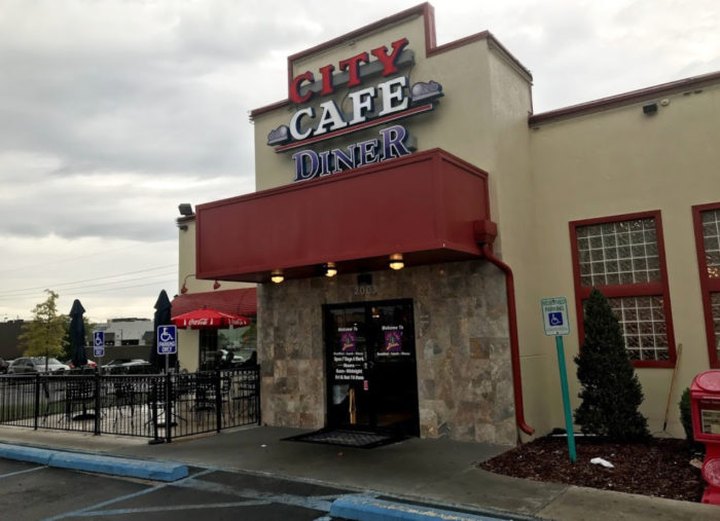Nobody Leaves Hungry At City Cafe Diner, Alabama's Most Iconic Diner