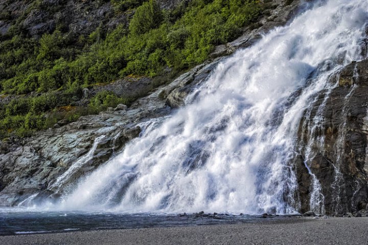 Nugget Falls Is A Breathtaking Waterfall To Visit All Year Long