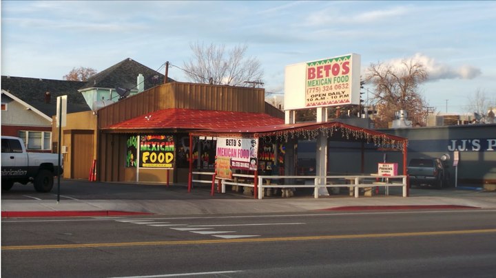 Beto's Is A Tiny Shack In Nevada That Serves The Biggest, Most Satisfying Burritos