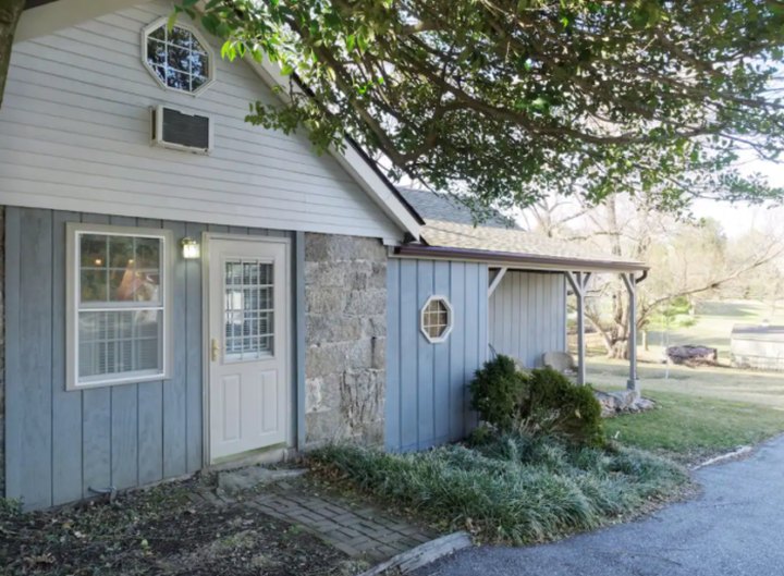 This Former Blacksmith Shop Is Now One Of The Most Charming Airbnbs In Maryland