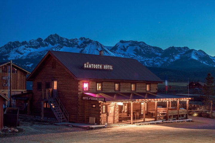 Enjoy A View Of The Sawtooth Mountains From Your Room At This Log-Cabin Hotel In Idaho