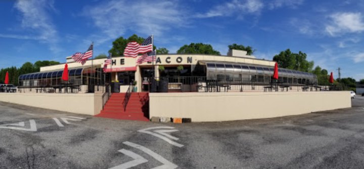 Visit The Beacon Drive-In, The Small Town Diner In South Carolina That's Been Around Since The 1940s