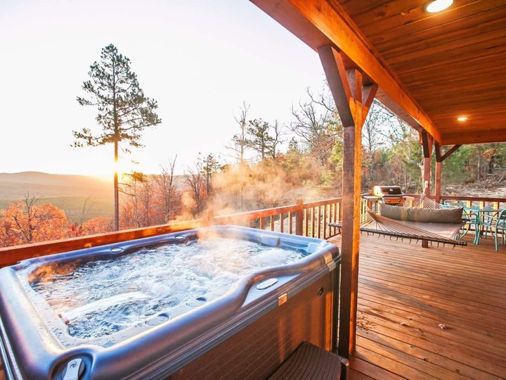 Soak In A Hot Tub Surrounded By Natural Beauty At These 5 Cabins In Broken Bow In Oklahoma