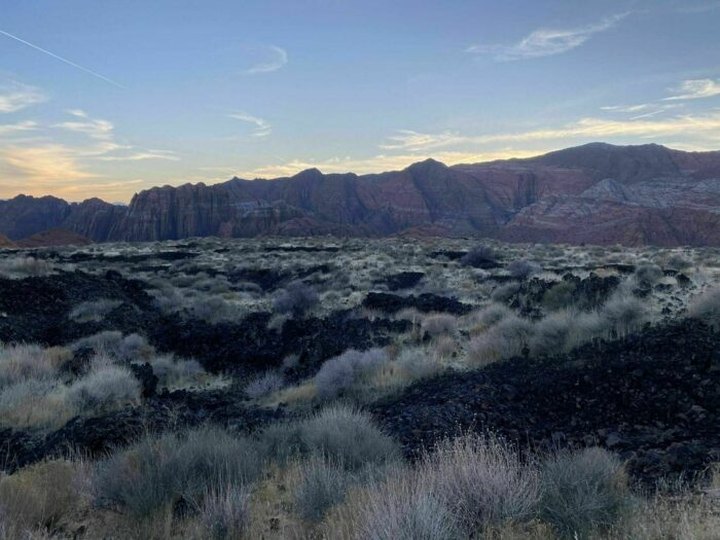 The Lava Flow Overlook Trail Will Show You A Completely New Side Of Utah