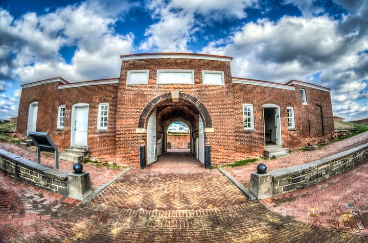 Fort McHenry Is An Inexpensive Road Trip Destination In Maryland That's Affordable