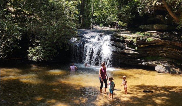 6 Easy-Access South Carolina Waterfalls That Are Perfect For A Summer Adventure