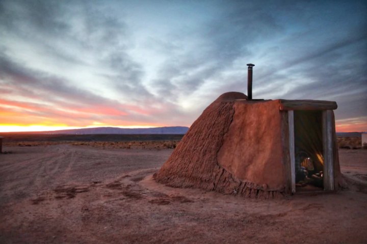 This Navajo Hogan Is The Most Bookmarked Airbnb In Arizona And It's So Easy To See Why