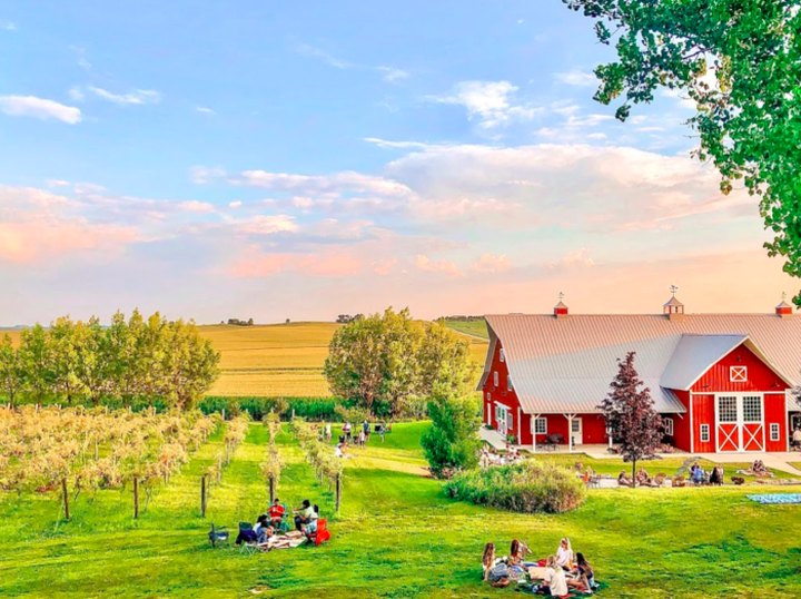 Pizza Night Will Never Be The Same Again After A Trip To Red Barn Farm In Minnesota
