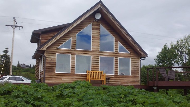 Spot The Moose Outside Of Your Window This Summer At The Majestic Moose Lodge In Alaska