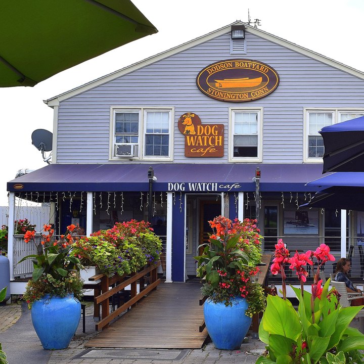 Enjoy The Ocean View And Relax In An Ice Cream Tent At This Award Winning Connecticut Restaurant