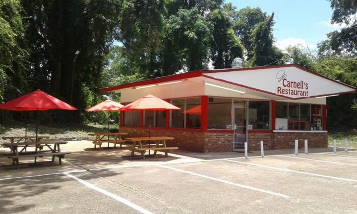 People Drive From All Over For The Burgers And Cabbage Rolls At This Charming Mississippi Restaurant
