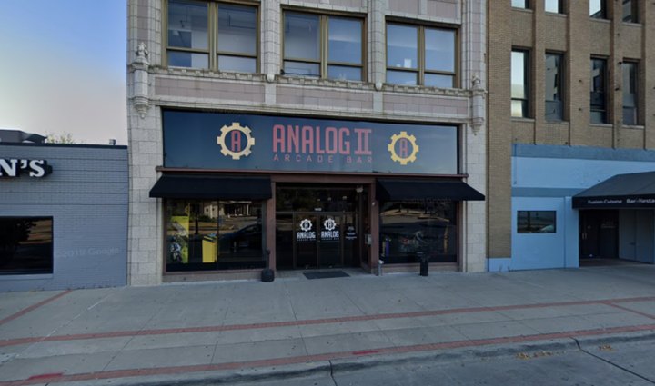 Analog II Is A Bar Arcade In Illinois And It’s An Adult Playground Come To Life