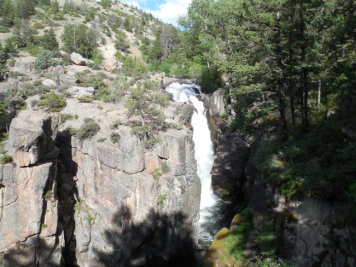 See One Of The Tallest Waterfalls In Wyoming At Bighorn National Forest