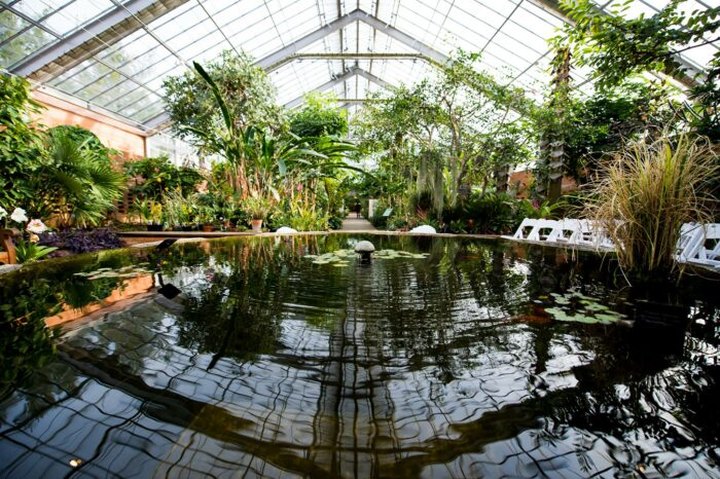 The Unique, Out-Of-The-Way Botanical Gardens And Arboretum Near Detroit That's Always Worth A Visit