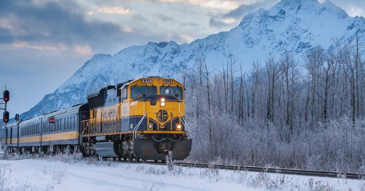 7 Incredible Alaska Day Trips You Can Take By Train