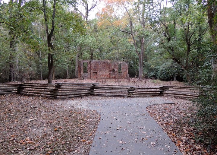 A Mysterious Woodland Trail In Mississippi Will Take You To The Original Elizabeth Female Academy Ruins