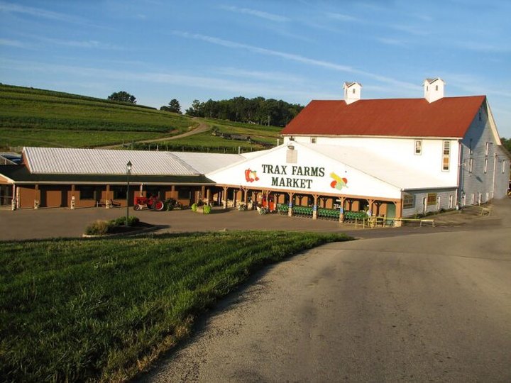 Start A New Autumn Tradition With A Family Visit To The Iconic Trax Farms Near Pittsburgh