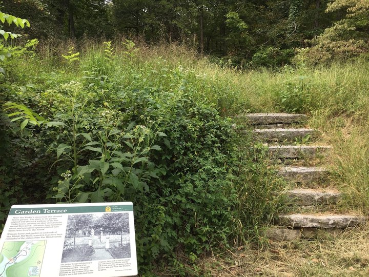 A Mysterious Woodland Trail In Arkansas Will Take You To The Van Winkle Ruins