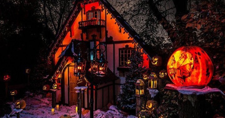 There's A Glowing Pumpkin Trail Coming To Rhode Island And It'll Make Your Fall Magical