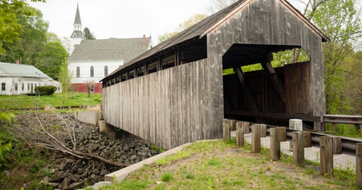 Here Are 7 Of The Most Beautiful Massachusetts Covered Bridges To Explore This Fall