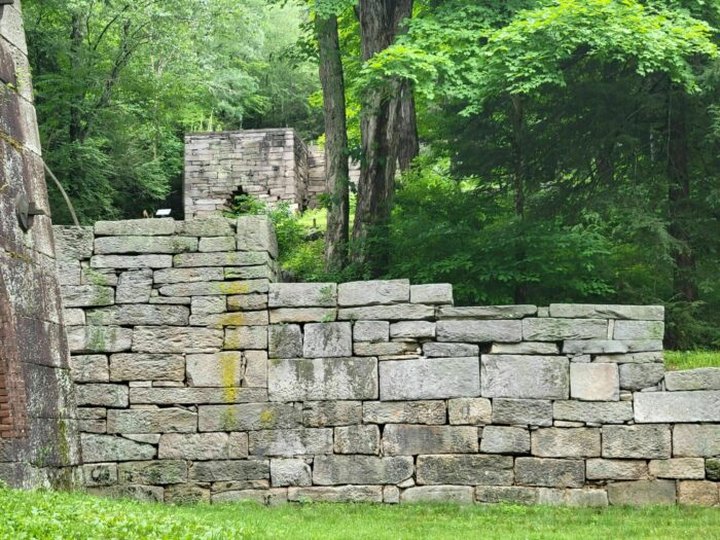 A Mysterious Woodland Trail In Connecticut Will Take You To The Ruins Of An Abandoned Mine