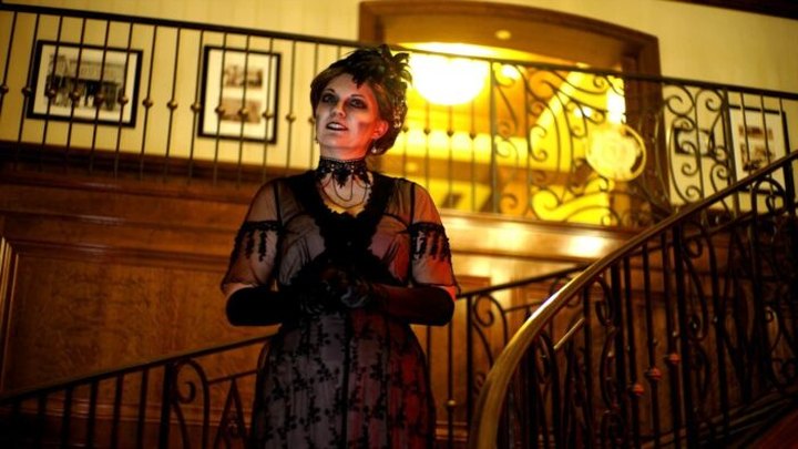 Go On A Ghost Walk To See This Northern California City's Most Haunted Spots This Spooky Season