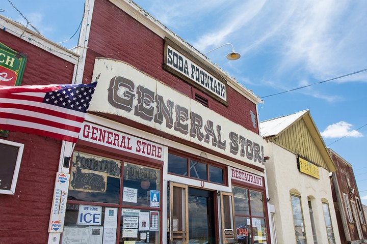 A Trip To One Of The Oldest General Stores In Southern California Is Like Stepping Back In Time