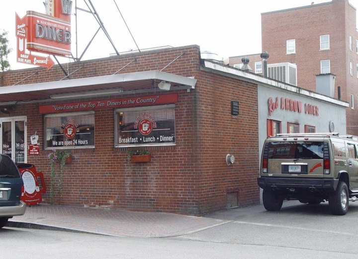 Stop At The Iconic Red Arrow Diner In New Hampshire That’s Been Around For Decades