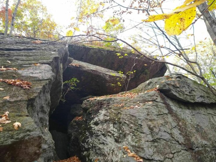Explore A Historic Cave Along This Connecticut Cavern Trail