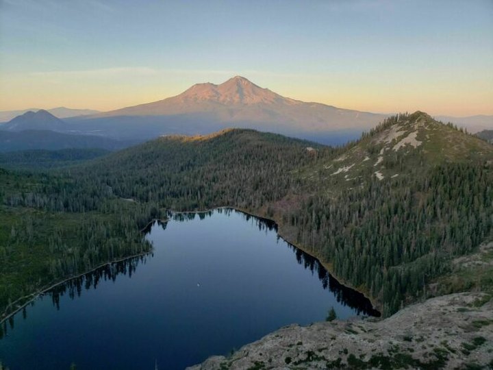 The 3-Mile Trail From Castle Lake To Heart Lake In Northern California Is Short But Packed With Beauty