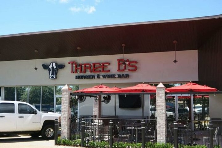 Three B's In New Orleans Has Over 10 Different Burgers To Choose From